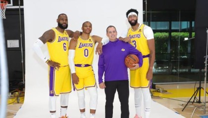 亿万28-湖人三巨头正式亮相，他们身上还有哪些悬而未决？